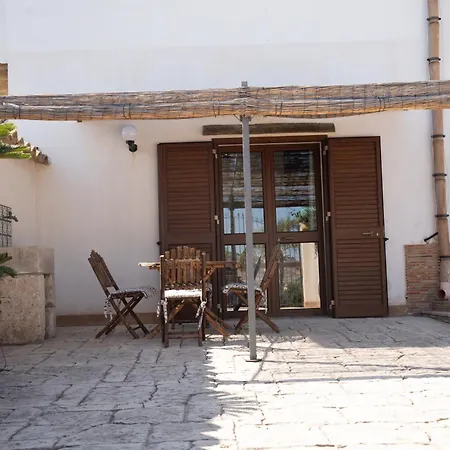 Tenuta De Francisci مزرعة للإقامة *